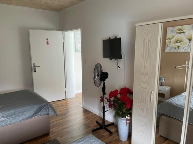 Ferienhaus Naehe Bad-Gandersheim Mit 5 Schlafzimmer Winzenburg ภายนอก รูปภาพ